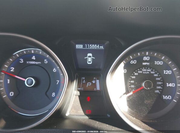 KMHD35LH9GU274643 2016 HYUNDAI ELANTRA GT White Widok tylnych siedzeń