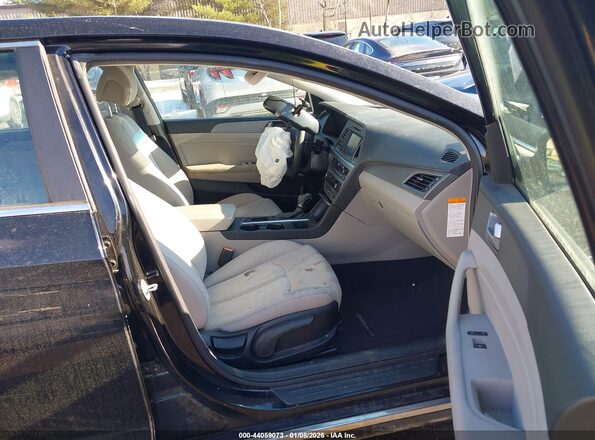 KMHE24L1XHA044231 2017 HYUNDAI SONATA HYBRID Черный 