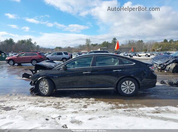 KMHE24L1XHA044231 2017 HYUNDAI SONATA HYBRID Черный 