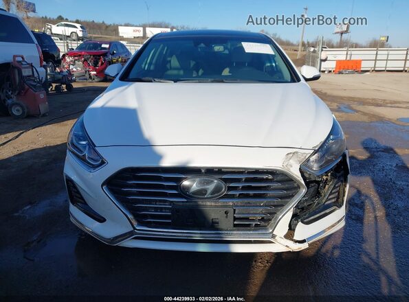 KMHE34L39KA093197 2019 HYUNDAI SONATA HYBRID White ხელსაწყოთა პანელის ხედი