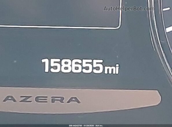 KMHFH4JG3HA586233 2017 HYUNDAI AZERA White 