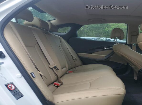 KMHFH4JG5HA582006 2017 HYUNDAI AZERA White Vista de los asientos traseros