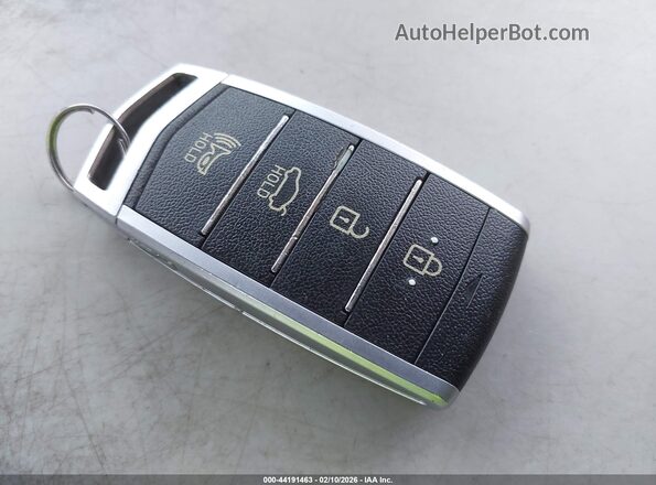 KMHG34JA2HU033392 2017 GENESIS G90 Gray Widok deski rozdzielczej