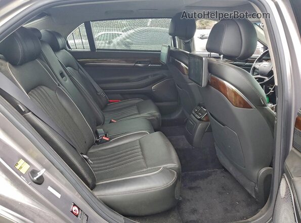 KMHG54JH8JU044264 2018 GENESIS G90 Gray უკანა სავარძლების ხედი