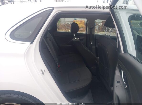 KMHH35LE3JU039346 2018 HYUNDAI ELANTRA GT Белый 
