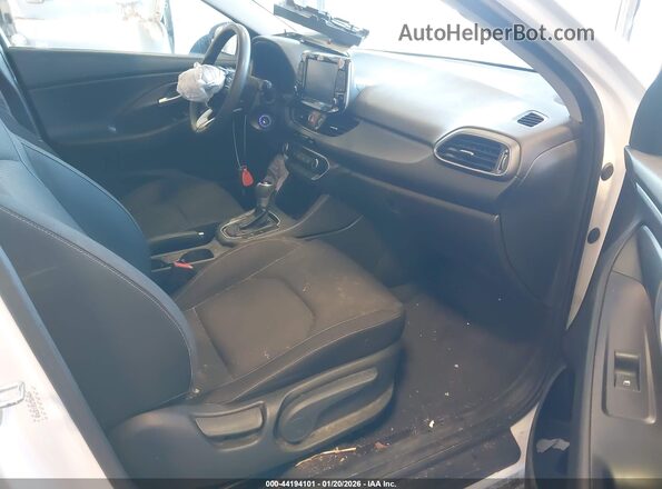KMHH35LE5KU107020 2019 HYUNDAI ELANTRA GT White Vista interior delantera