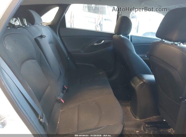 KMHH35LE5KU107020 2019 HYUNDAI ELANTRA GT White Vista de la etiqueta del VIN