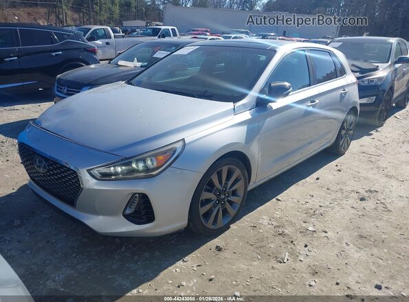 KMHH55LC2JU077076 2018 HYUNDAI ELANTRA GT Серебряный Передняя левая четверть