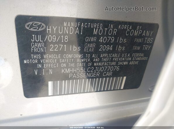 KMHH55LC2JU077076 2018 HYUNDAI ELANTRA GT Серебряный Вид подкапотного пространства