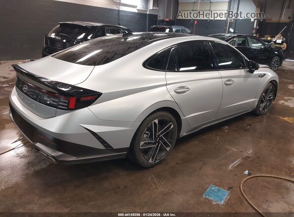 KMHL54JC5SA453067 2025 HYUNDAI SONATA Silver Հետևի աջ