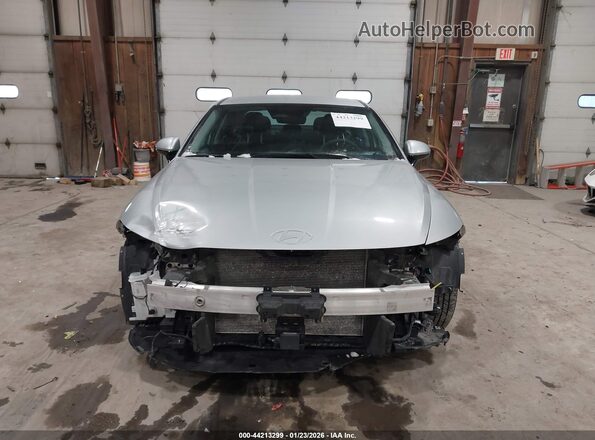 KMHL64JAXRA399125 2024 HYUNDAI SONATA Silver Вид задньої частини салону