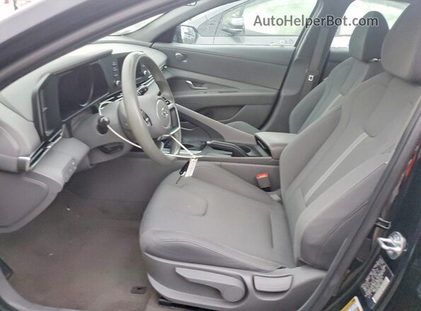 KMHLL4AG4PU555216 2023 HYUNDAI ELANTRA Black Սալոնի դիմացի տեսք