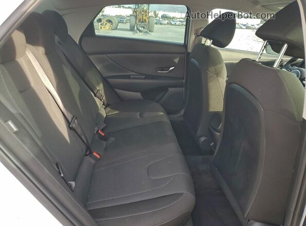 KMHLL4DG1SU945520 2025 HYUNDAI ELANTRA White 