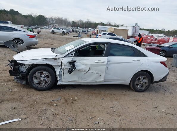 KMHLL4DGXSU859459 2025 HYUNDAI ELANTRA White Widok wnętrza z tyłu