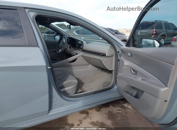 KMHLM4AG8NU218929 2022 HYUNDAI ELANTRA Gray Vista interior delantera
