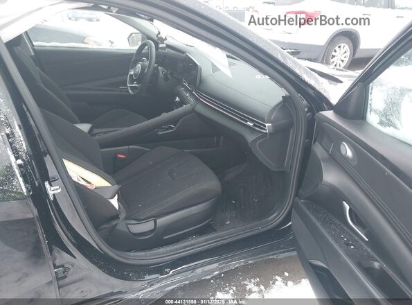 KMHLS4DG3RU800041 2024 HYUNDAI ELANTRA Black 