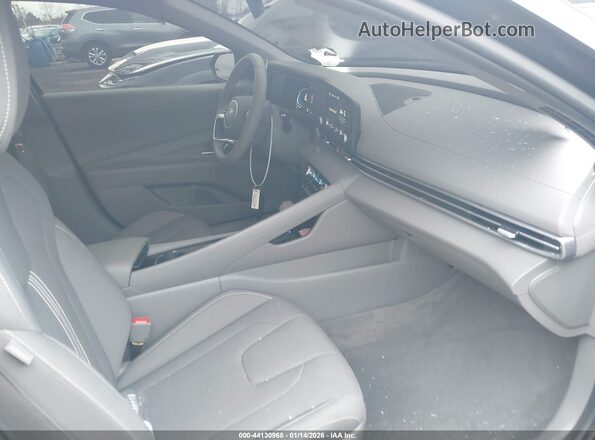 KMHLS4DG5TU116244 2026 HYUNDAI ELANTRA Black Front interior view