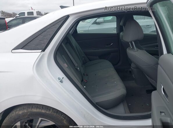 KMHLS4DG7SU921029 2025 HYUNDAI ELANTRA White VIN sticker view