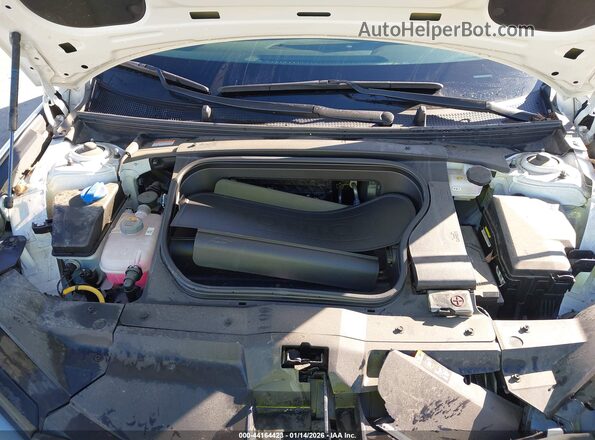 KMHM24AA9RA071761 2024 HYUNDAI IONIQ 6 White 