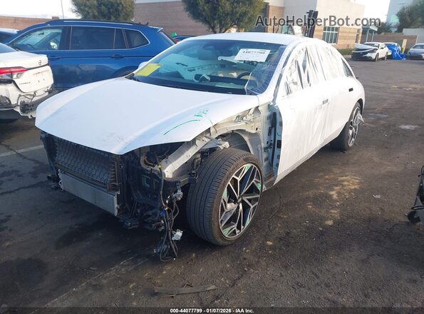 KMHM34AA0RA073928 2024 HYUNDAI IONIQ 6 White Przód lewy