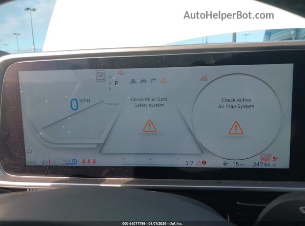 KMHM34AA0RA073928 2024 HYUNDAI IONIQ 6 White Widok tylnych siedzeń
