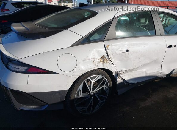 KMHM34AA2SA083267 2025 HYUNDAI IONIQ 6 White წინა ხედი