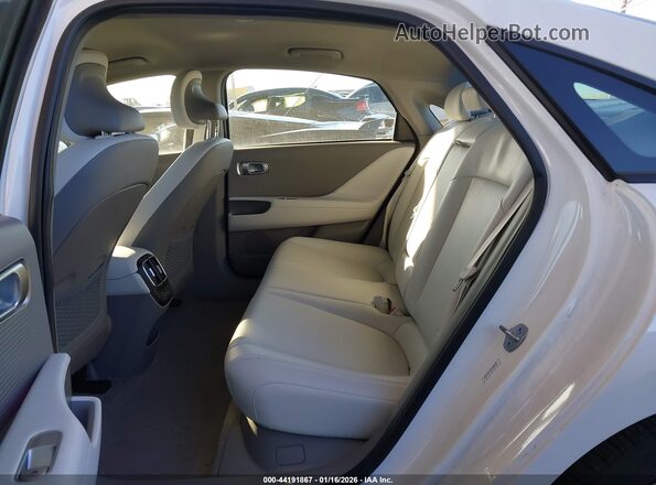 KMHM34AA2SA083267 2025 HYUNDAI IONIQ 6 White VIN კოდის სტიკერის ხედი