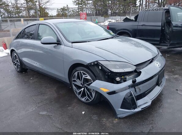 KMHM34AC4RA076932 2024 HYUNDAI IONIQ 6 Gray Widok z przodu