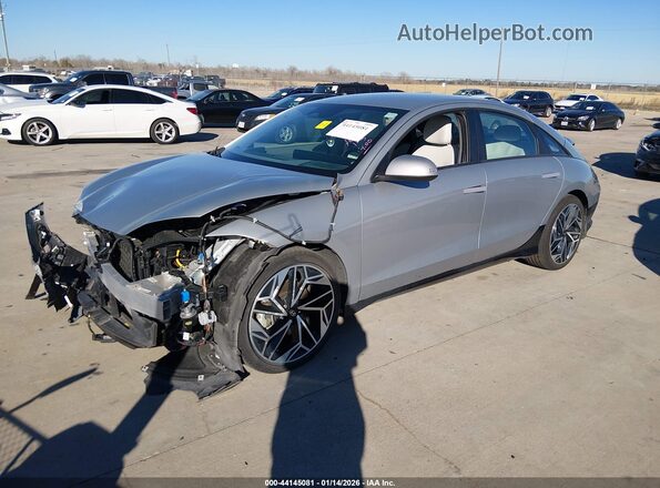 KMHM34AC5RA075661 2024 HYUNDAI IONIQ 6 Silver Przód lewy