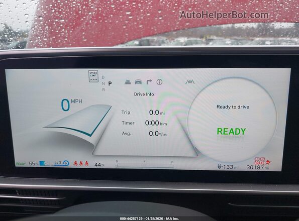 KMHM34AC6PA023629 2023 HYUNDAI IONIQ 6 Red Widok tylnych siedzeń