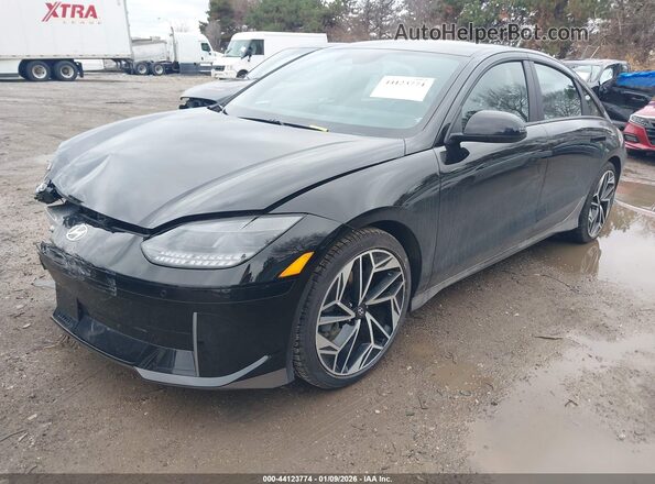 KMHM34AC7PA022392 2023 HYUNDAI IONIQ 6 Черный Передняя левая четверть