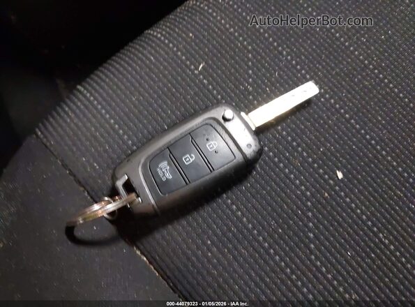 KMHRB8A37LU018593 2020 HYUNDAI VENUE Green 