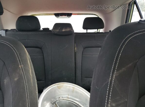 KMHRC8A30RU282857 2024 HYUNDAI VENUE Green Հետևի նստատեղերի տեսք