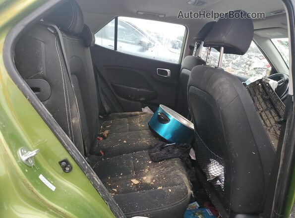 KMHRC8A30RU282857 2024 HYUNDAI VENUE Green Սալոնի հետևի տեսք