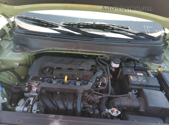 KMHRC8A31RU331984 2024 HYUNDAI VENUE Green Engine compartment view
