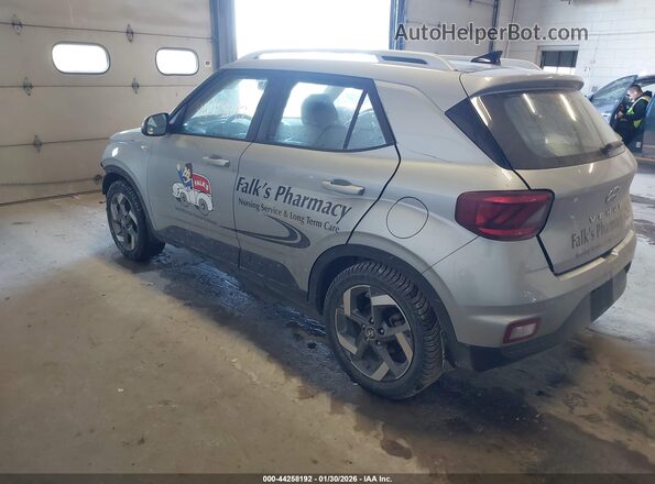 KMHRC8A32NU158552 2022 HYUNDAI VENUE Silver Trasero izquierdo
