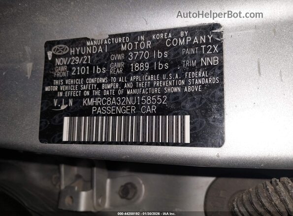 KMHRC8A32NU158552 2022 HYUNDAI VENUE Silver Vista del compartimento del motor