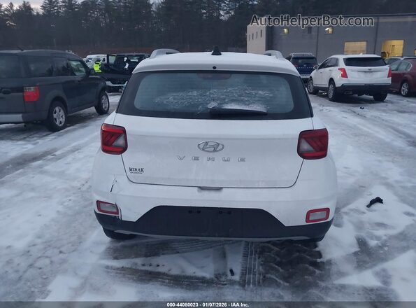 KMHRC8A32NU206258 2022 HYUNDAI VENUE White 