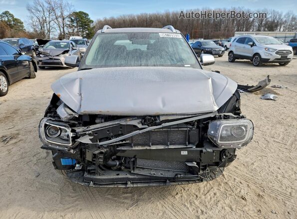 KMHRC8A32SU392203 2025 HYUNDAI VENUE Silver Вид спереду
