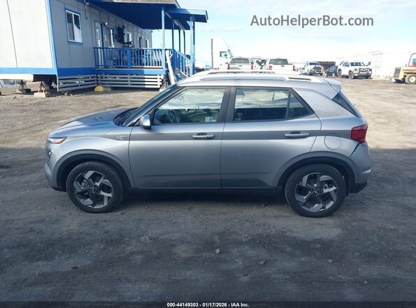 KMHRC8A34RU329565 2024 HYUNDAI VENUE Silver 360 interior view