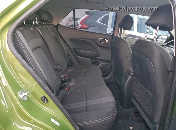 KMHRC8A39MU072802 2021 HYUNDAI VENUE Green უკანა სავარძლების ხედი