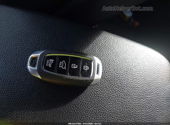 KMHTG6AFXKU003770 2019 HYUNDAI VELOSTER Красный Вид панели приборов