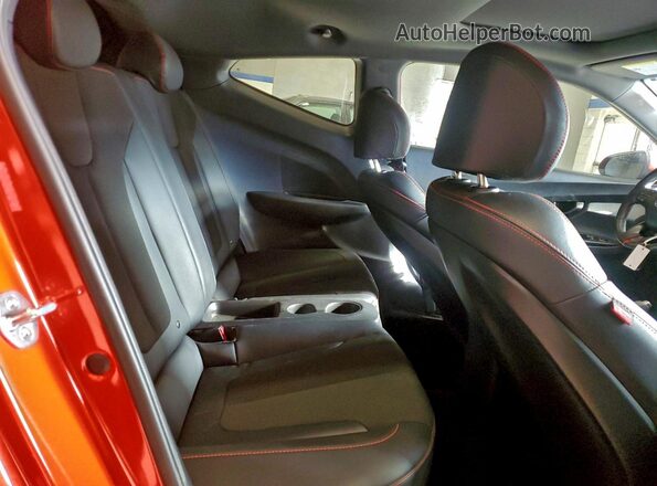 KMHTG6AFXLU023874 2020 HYUNDAI VELOSTER Red Widok tylnych siedzeń