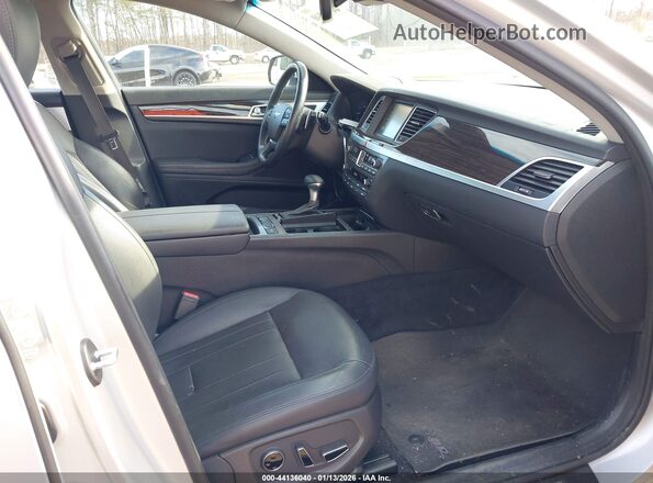 KMTFN4JE9KU324722 2019 GENESIS G80 Silver წინა სალონის ხედი