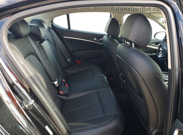 KMTG34SC3SU153697 2025 GENESIS G70 Black Widok tylnych siedzeń