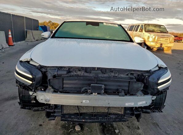 KMTG34SC8RU140289 2024 GENESIS G70 White 