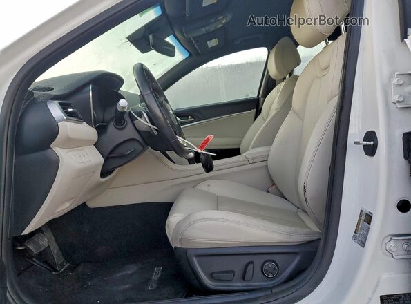 KMTG34SC8RU140289 2024 GENESIS G70 White 