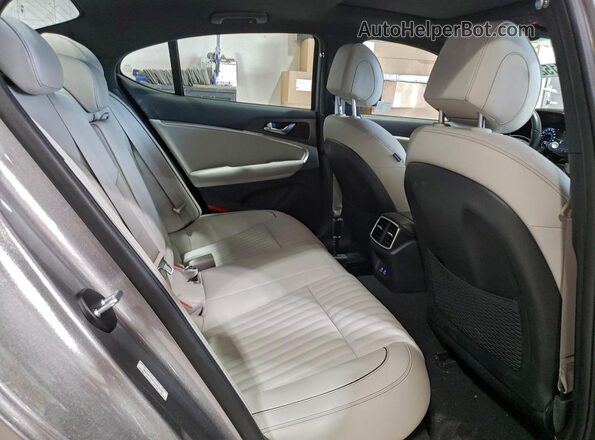 KMTG34SCXRU142335 2024 GENESIS G70 Silver Вид задніх сидінь