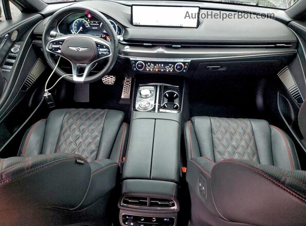 KMTGA4SC1RU246735 2024 GENESIS G80 Gray Widok deski rozdzielczej