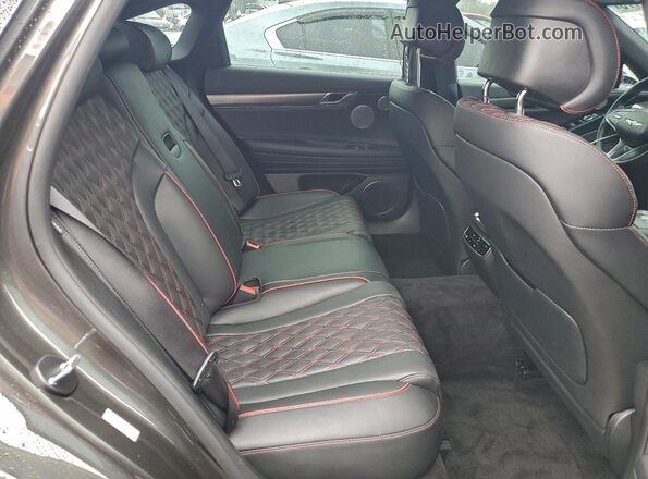 KMTGA4SC1RU246735 2024 GENESIS G80 Gray Widok tylnych siedzeń